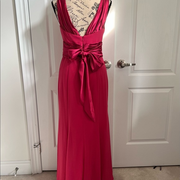 David’s bridal bridesmaid dresses, pink coral color , really cute - Picture 2 of 5